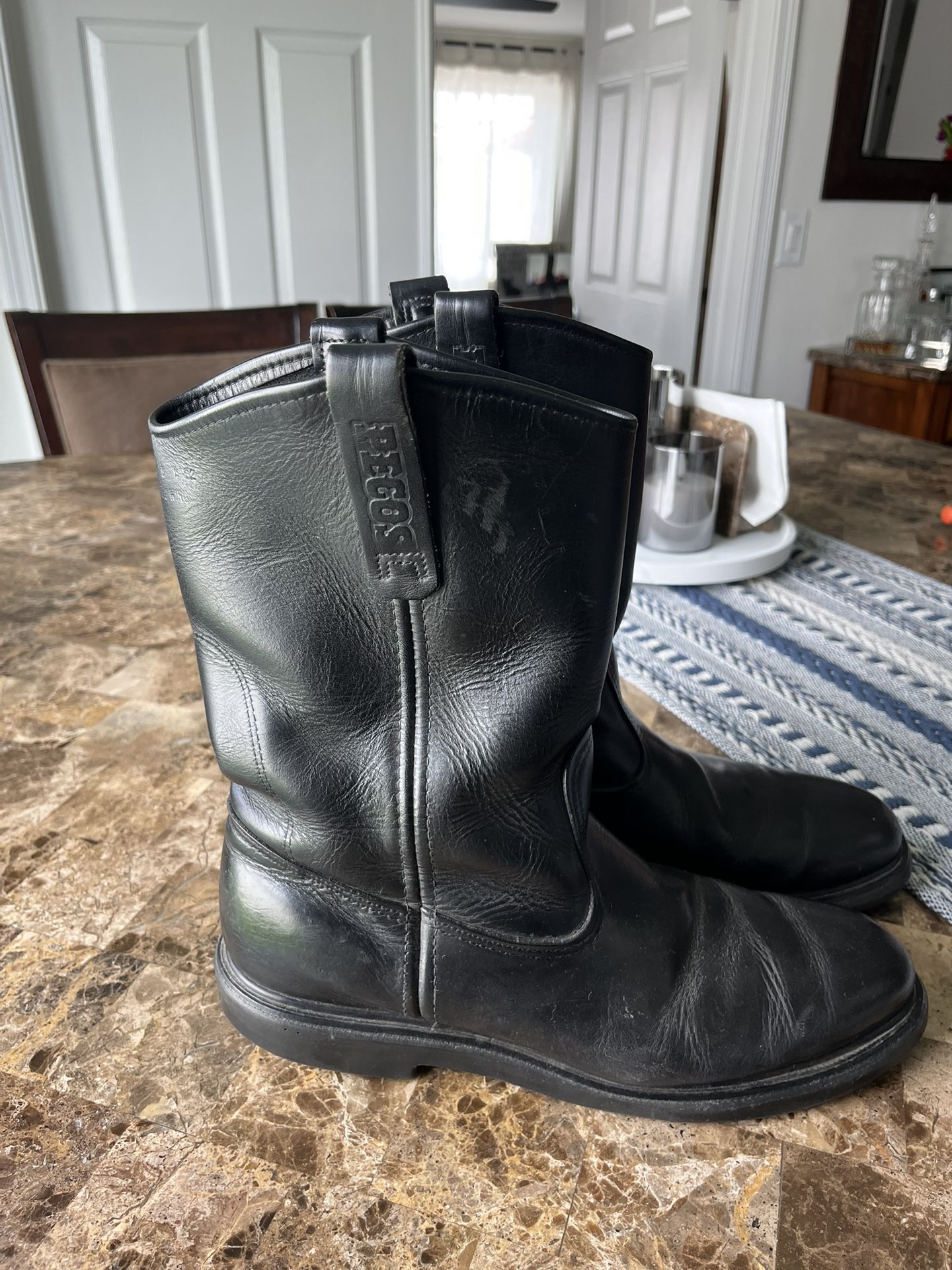 Men’s RedWing Black Boots Sz 11