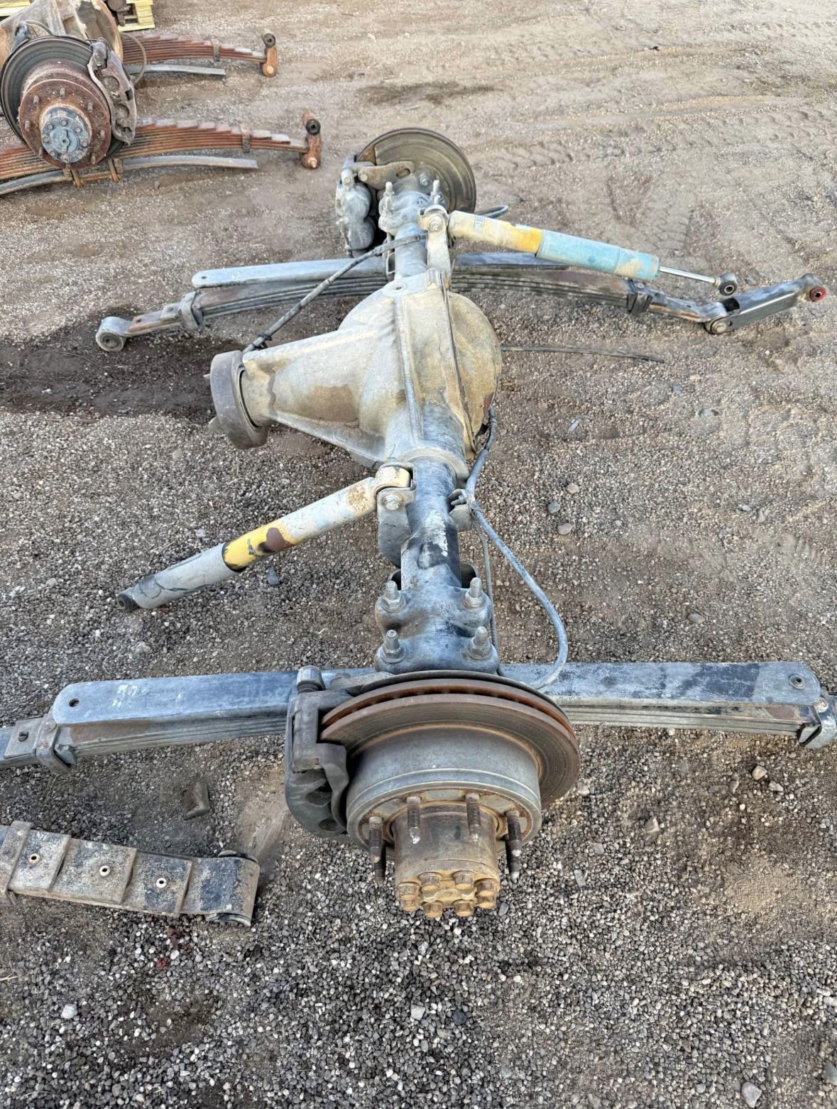 2001-2007 Chevy Silverado / gmc sierra 2500 srw rear axle 3.73 ratio