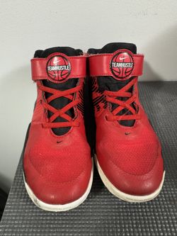 Boys Nike Shoes Size 3 Y