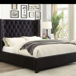 Queen Bed Frame With Mattress 