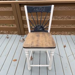 Farmhouse-Style Dining Chair