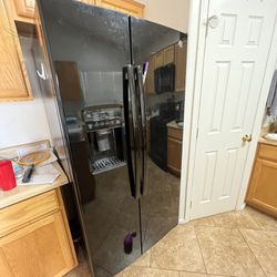 Black Refrigerator , Oven , Microwave, And Dishwasher  Thumbnail