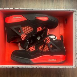 Jordan 4 Retro Red Thunder