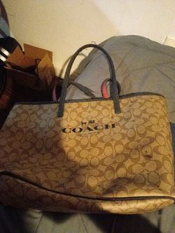 Womens signature purse
