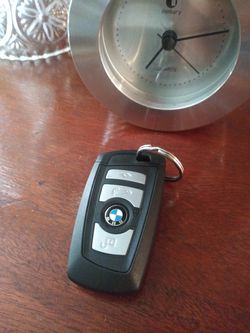Excellent Condition BMW Key Fob / BUY & SAVE Here