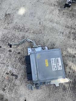 2014-2015 infiniti 3.7 engine ecu 