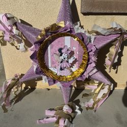Minnie Mouse 3D Star Pinata
