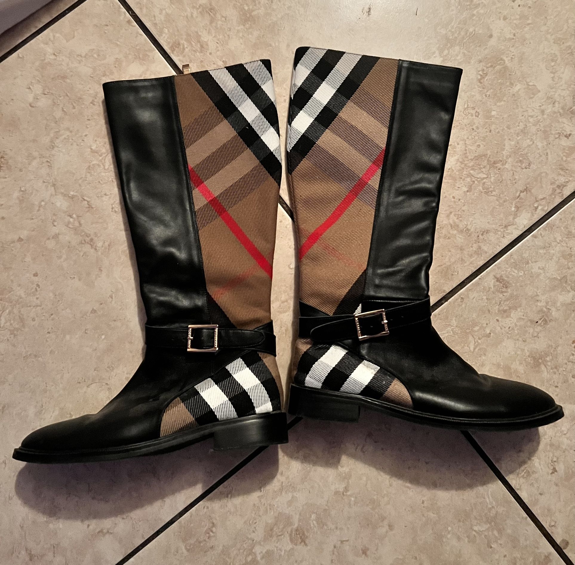 Women’s Boots Size 7.5