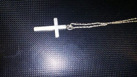 Sterling silver cross n chain