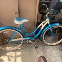 Girls Schwinn Legacy-ONLY SERIOUS BUYERS RESPOND- CASH ONLY