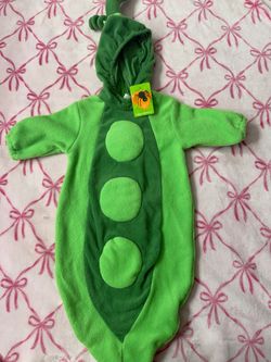 pea costume