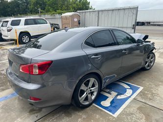 2013 Lexus is250 for part