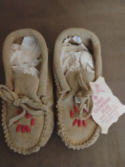 Vintage tan suede infant moccasins