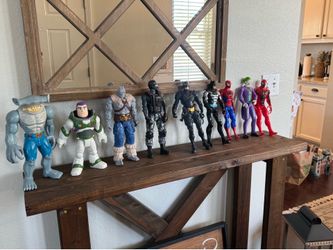 9 Action figures