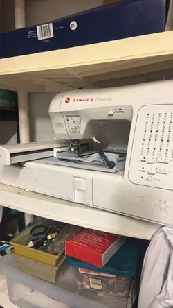 Singer Futura sewing machine