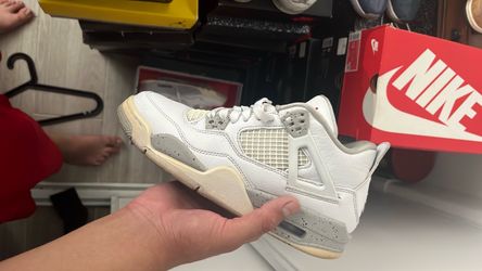 Jordan 4