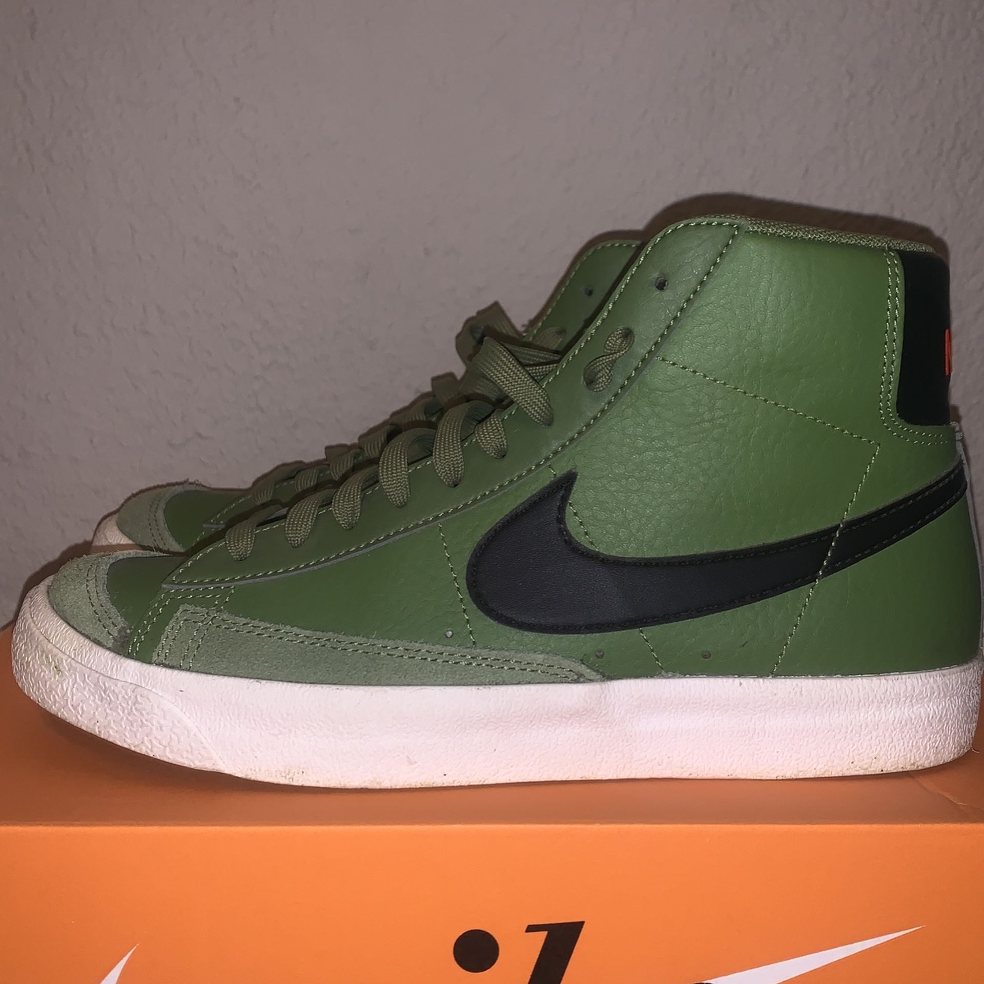 Nike Blazers Asparagus 