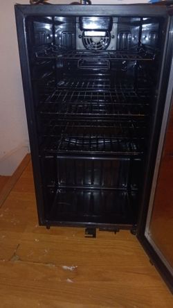 Mini fridge