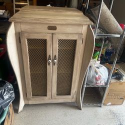 Wood Cabinet
