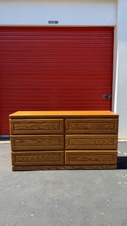 6 Solid wood chest of drawers