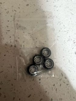 1/64 diecast wheels and lift kit