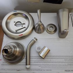 Moen 82912SRN Banbury Single Spray Shower Faucet without valve, Brushed Nickel