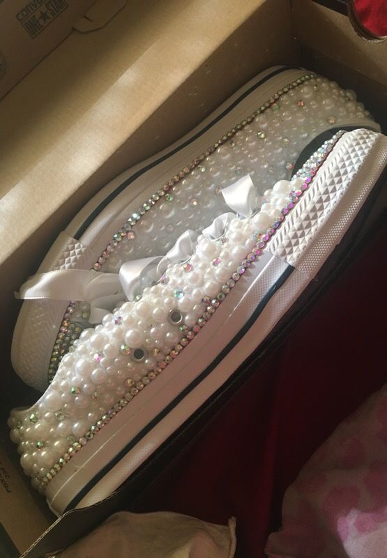 dazzle converse