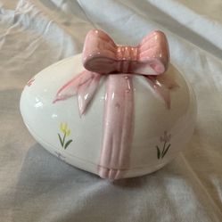 $14 OBO - Ceramic Egg Trinket Box 5 Inches X 4 Inches Tall 