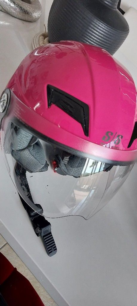 Women's Small Motorcycle Helmet