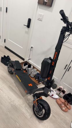 Kukirin G4 electric scooter