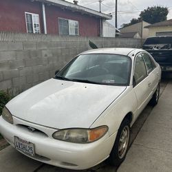 2002 Ford Escort