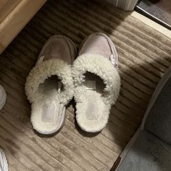 Ugg Slippers 