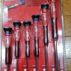 Brand New MILWAUKEE 6 PCS PRECISION SCREWDRIVER WITH CASE , LIFETIME WARRANTY