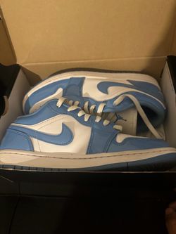 Air jordan 1 “UNC” lows