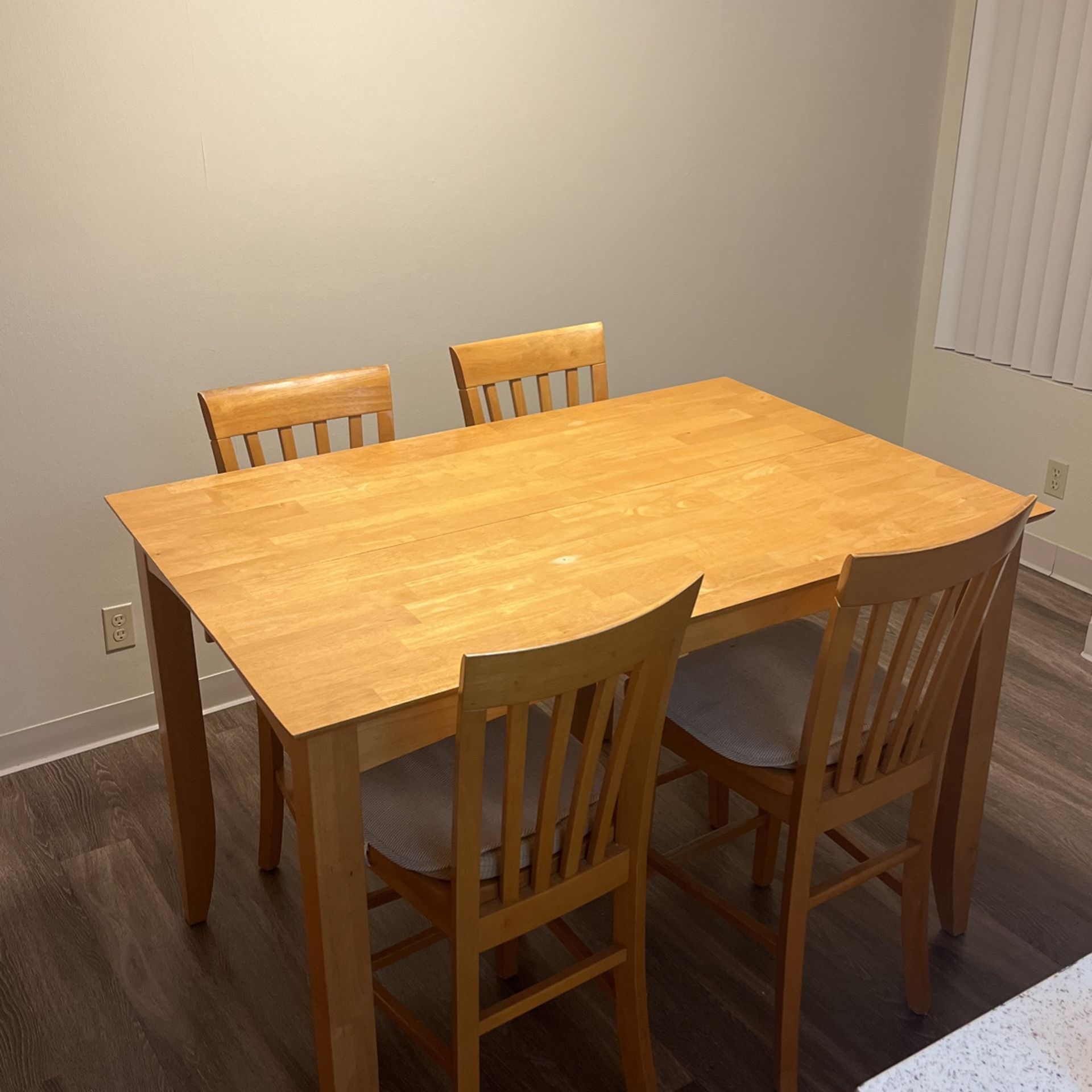 Wooden Dining Table 