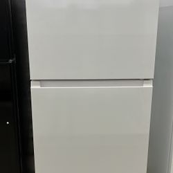 Kenmore 30” Top Freezer Refrigerator 