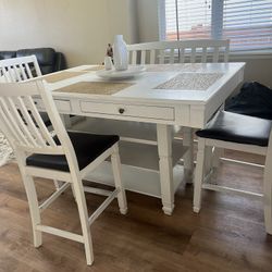 Dining Room Set 