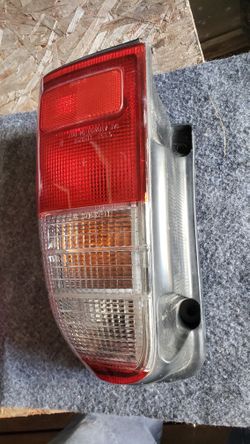 4 Runner Tail Light 