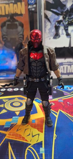 Mezco red hood