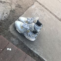 Jordan 4’s