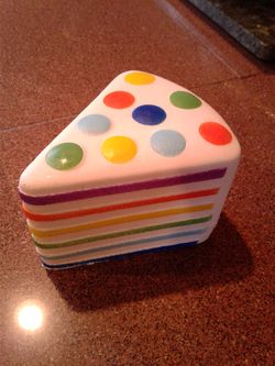 Cake squishy toy
