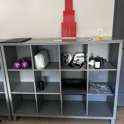 Bookshelves 