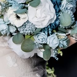 Ling Moments Bridal Bouquet 