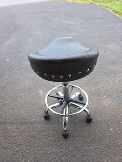 Pittsburgh Motorcycle Style work bench seat