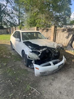 2001 Lexus IS300 Part Out