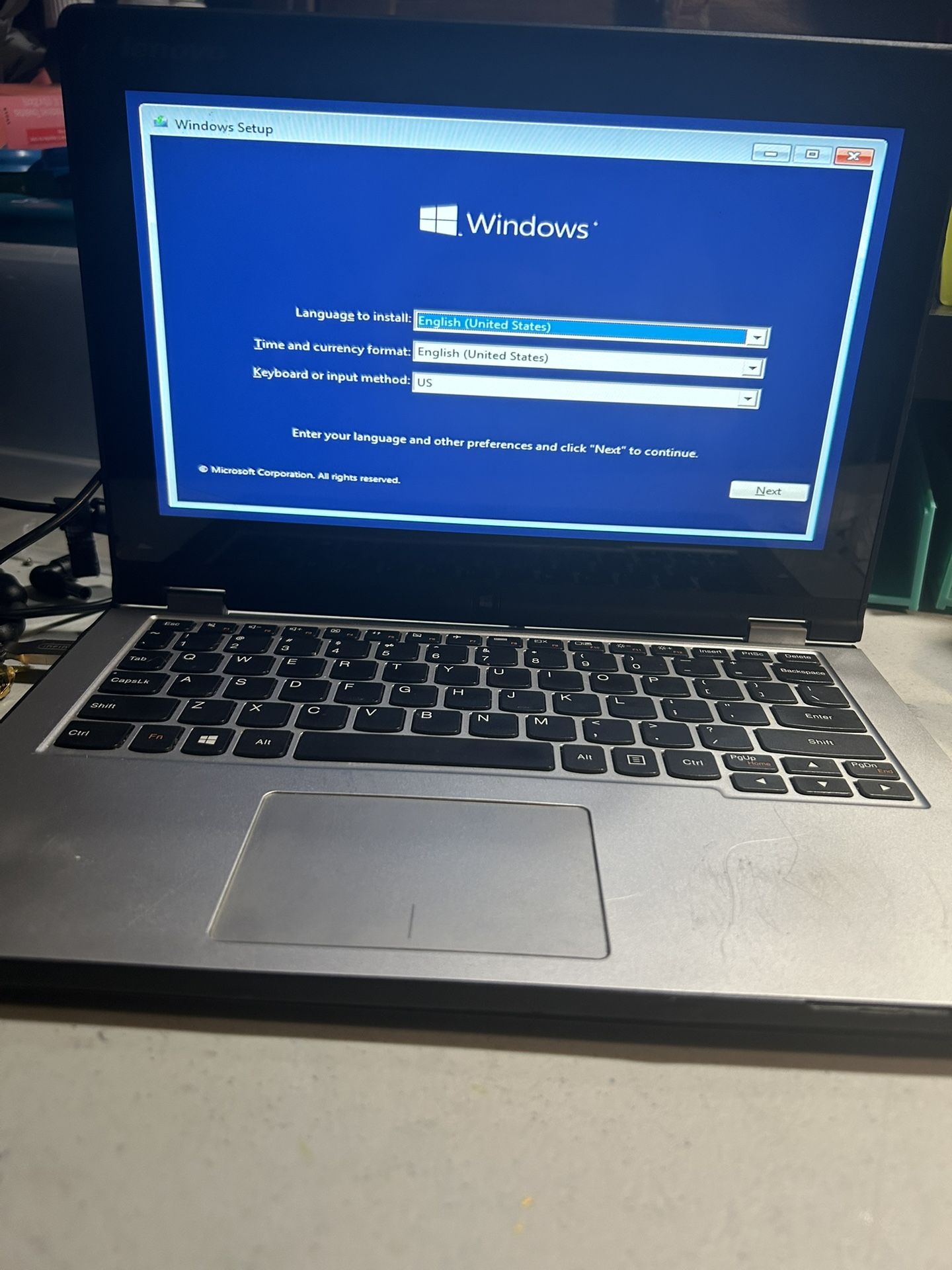 Lenovo Yoga 2 11.6" TouchScreen 2-in-1 Laptop PC - Intel Pentium N3520 / 4GB