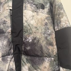 North Face Gore-Tex Jacket (Med Size)