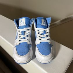 Jordan Shoes Size 5 youth