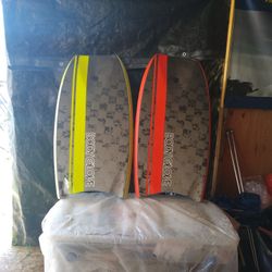 BODY  - GLOVE I SELL, EACH FOR 80, PAINS EACH,