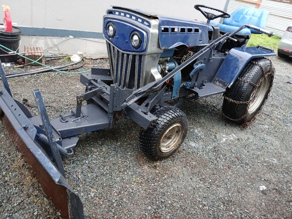 MTD 990 GARDEN TRACTOR